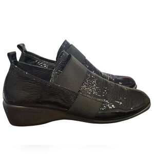 Unity in Diversity Slip On Black Shoes Size 38 (US 7.5-8)